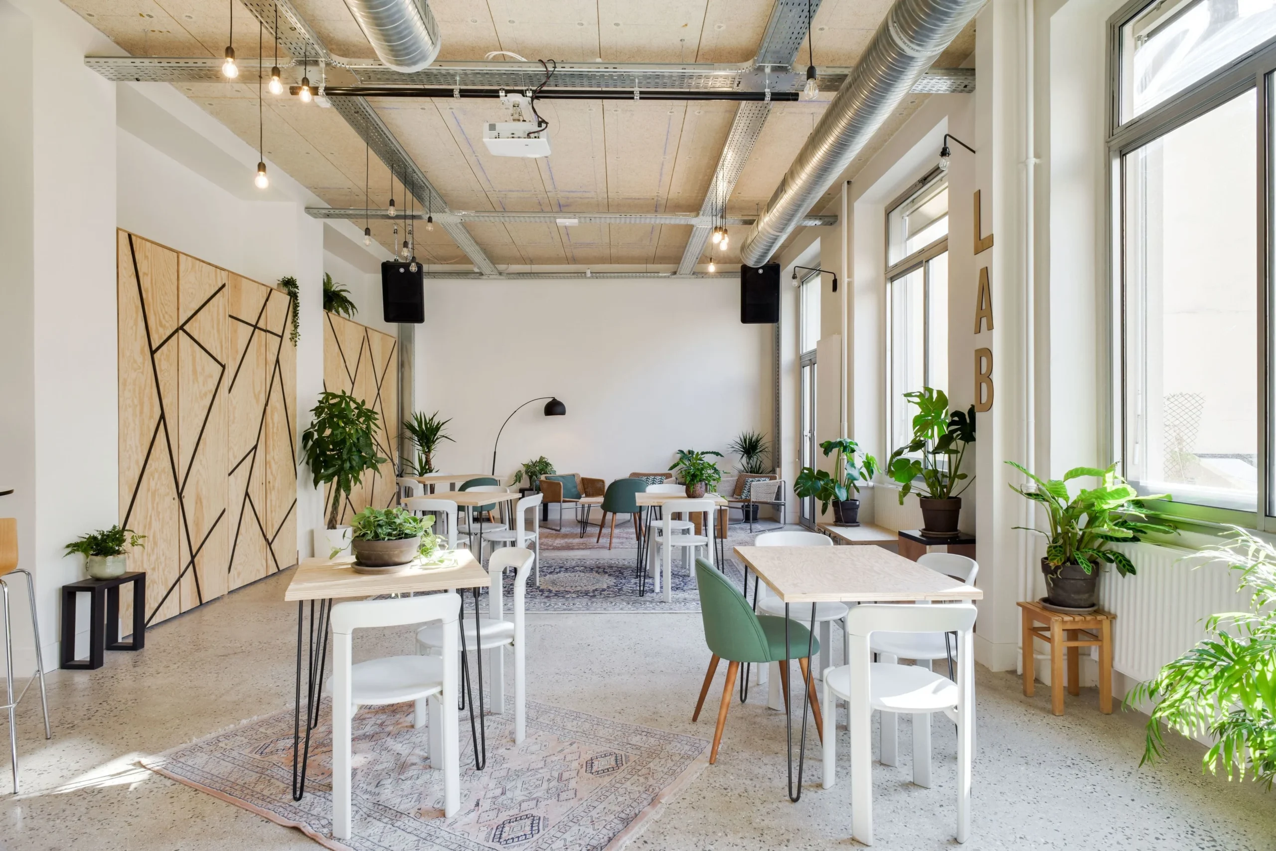 large modern and modular space tdjgig